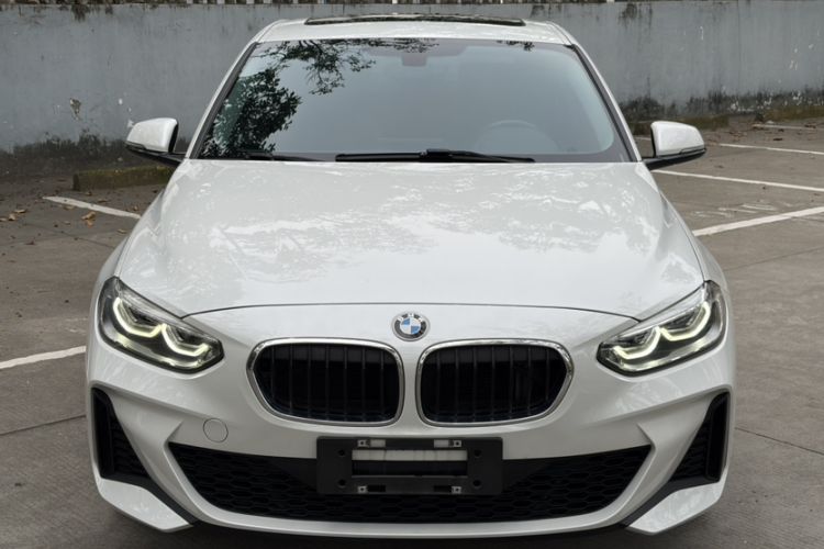 Used BMW 1 Series 2019 120i Leading Model M Sport Package Exterior 1