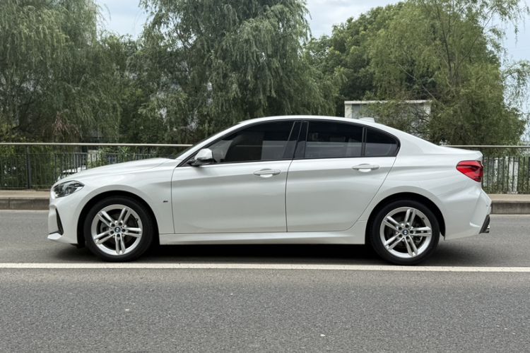 Used BMW 1 Series 2019 118i M Sport Package Exterior 1