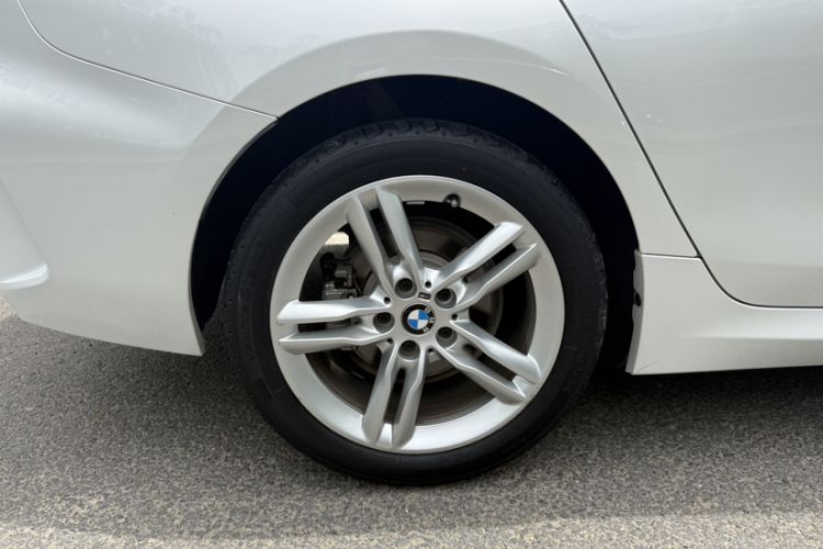 Used BMW 1 Series 2019 118i M Sport Package Exterior 10