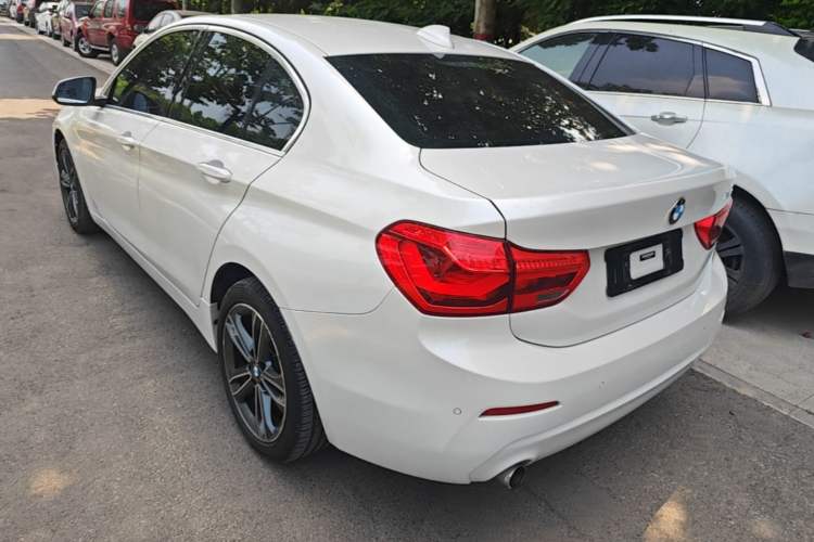 Used BMW 1 Series 2019 118i Fashion Model Exterior 2