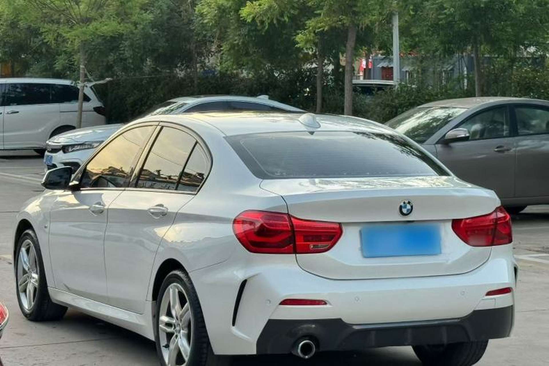 Used BMW 1 Series 2019 118i M Sport Package Exterior 2