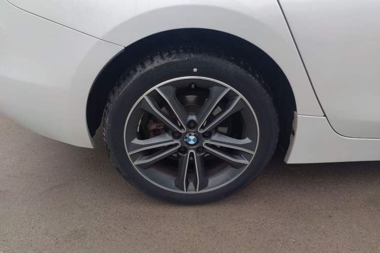 Used BMW 1 Series 2019 118i Fashion Model Exterior 2