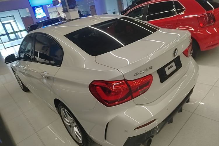 Used BMW 1 Series 2019 118i M Sport Package Exterior 2