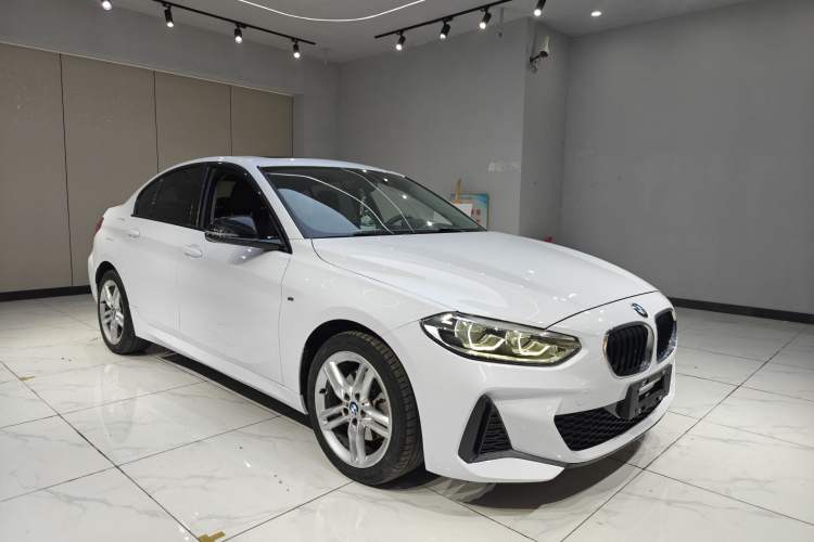 Used BMW 1 Series 2019 118i M Sport Package Exterior 3
