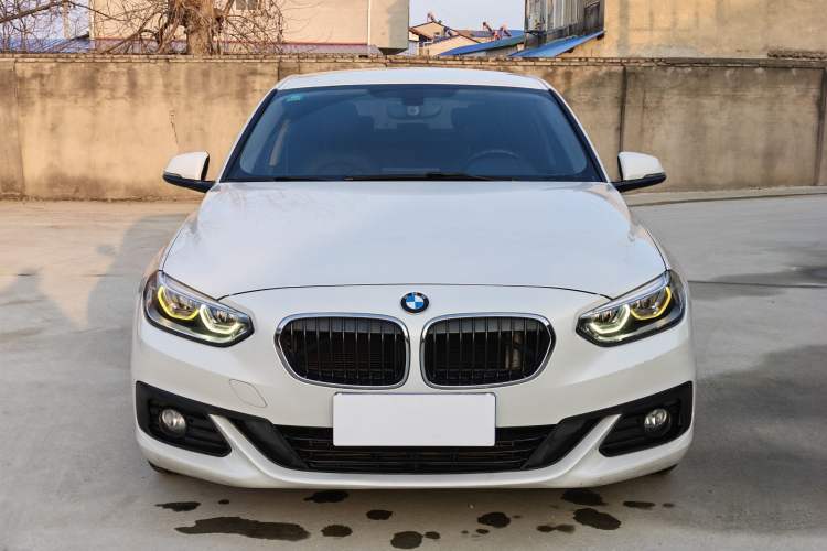Used BMW 1 Series 2019 118i Fashion Model Exterior 3