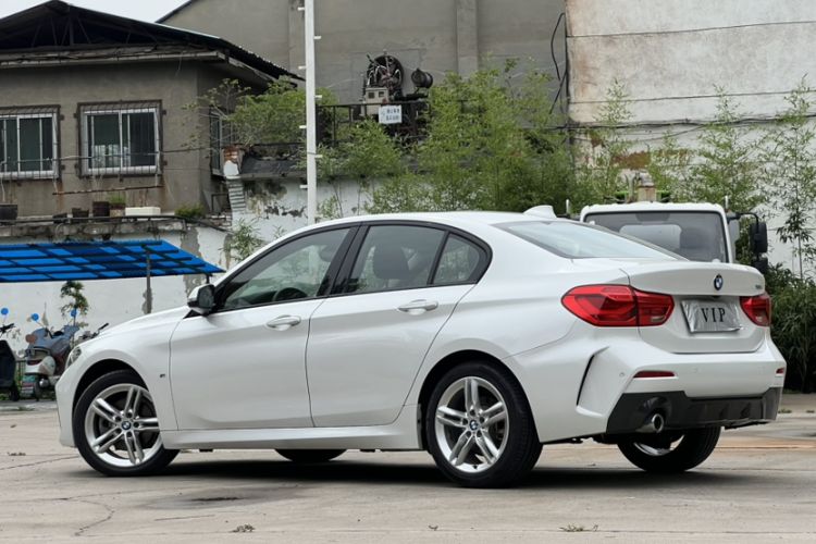 Used BMW 1 Series 2019 118i M Sport Package Exterior 3