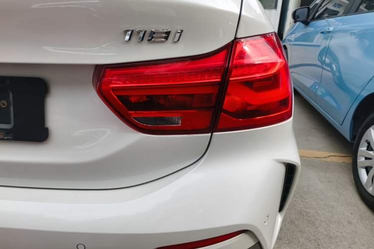 Used BMW 1 Series 2019 118i M Sport Package Exterior 3