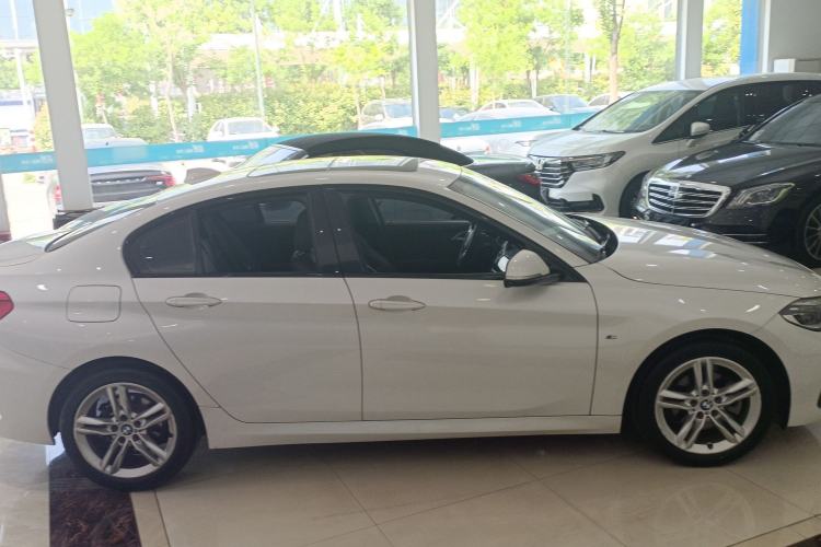 Used BMW 1 Series 2019 118i M Sport Package Exterior 5