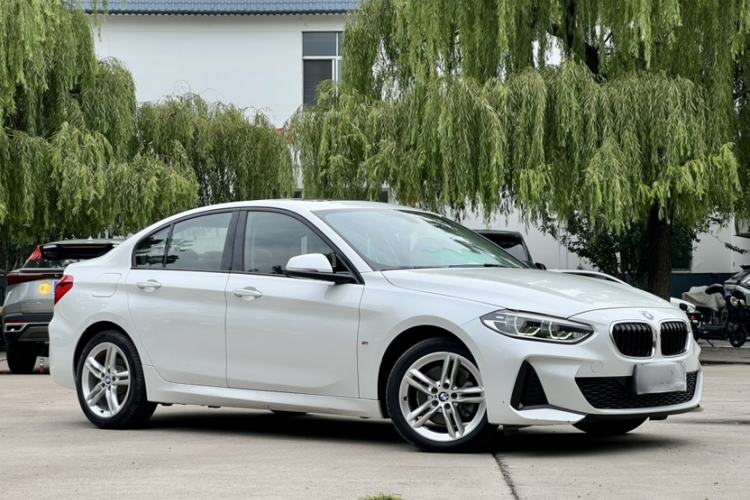 Used BMW 1 Series 2019 118i M Sport Package Exterior 6