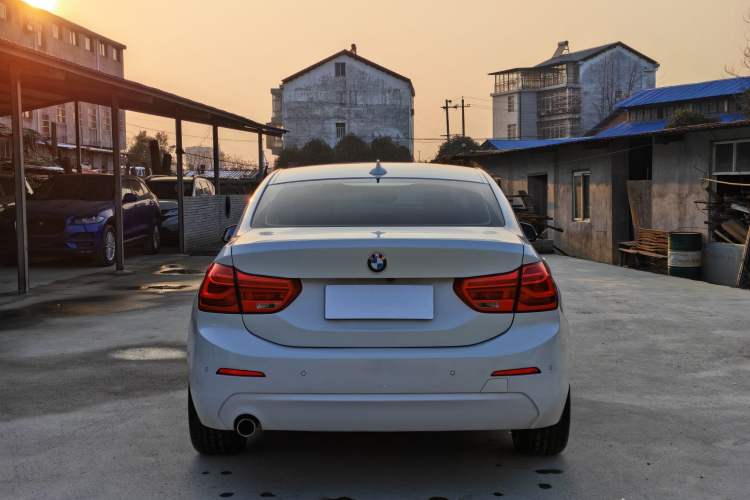 Used BMW 1 Series 2019 118i Fashion Model Exterior 7