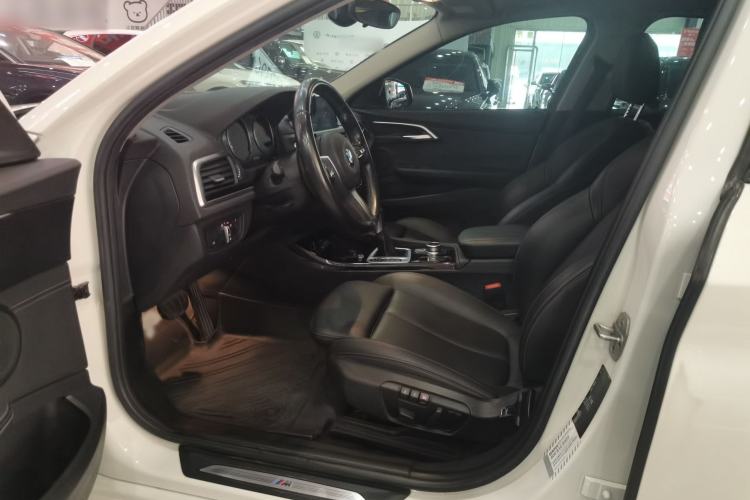 Used BMW 1 Series 2019 118i M Sport Package Exterior 7