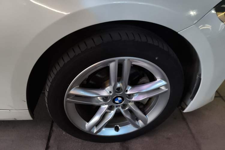 Used BMW 1 Series 2019 118i M Sport Package Exterior 7