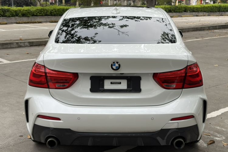 Used BMW 1 Series 2019 120i Leading Model M Sport Package Exterior 9