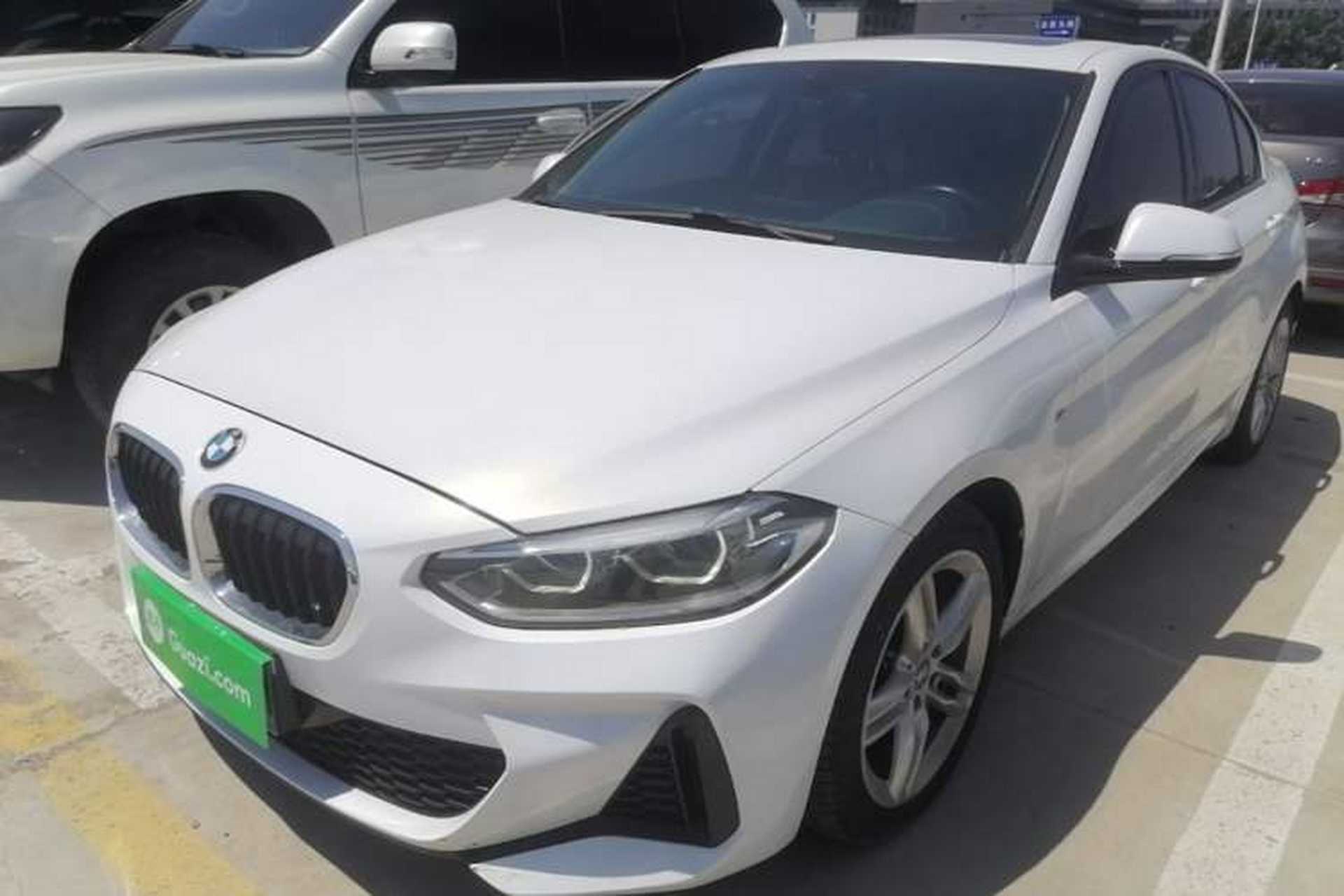 Used BMW 1 Series 2019 118i M Sport Package Front Left 45 Deg