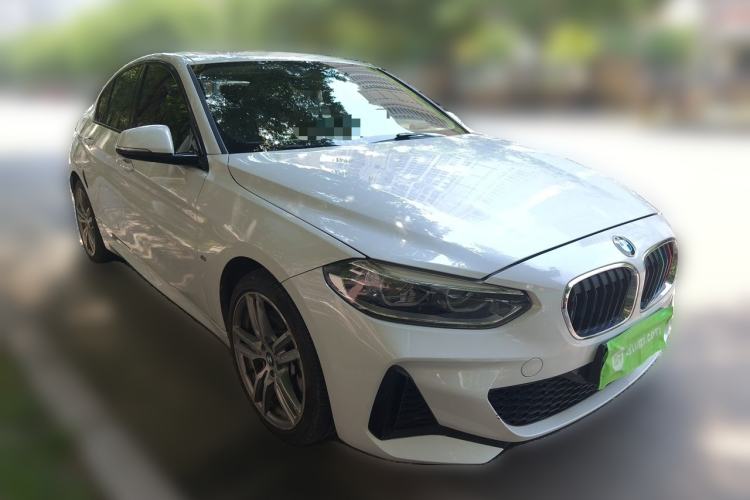 Used BMW 1 Series 2019 120i Leading Model M Sport Package Front Right 45 Deg