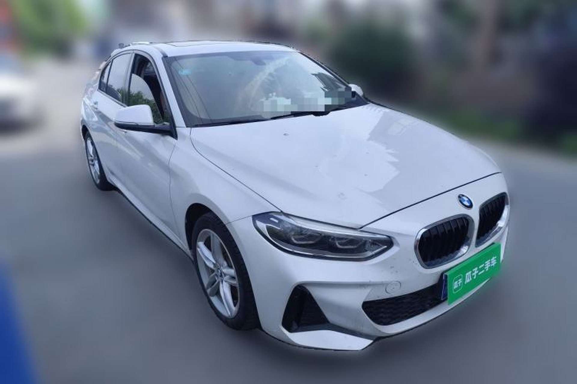 Used BMW 1 Series 2019 118i M Sport Package Front Right 45 Deg