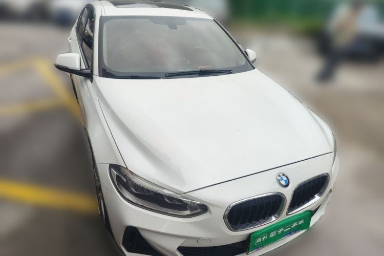Used BMW 1 Series 2019 120i Leading Model M Sport Package Front Right 45 Deg