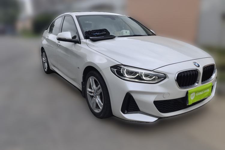 Used BMW 1 Series 2019 118i Fashion Model Front Right 45 Deg