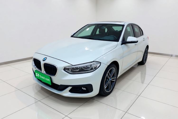 BMW 1 Series 2019 118i Fashion Model usado Guazi used car, China used car export, Used car for sale, Used  cars, Cheapest cars for sale