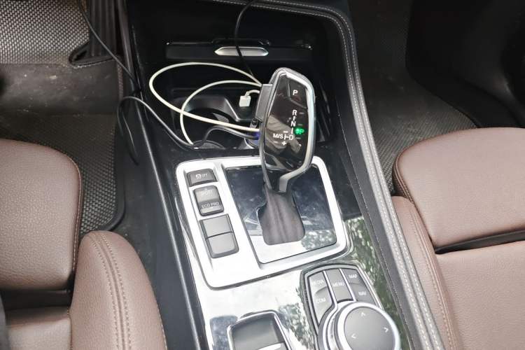 Used BMW 1 Series 2019 120i Leading Model M Sport Package Gear Lever