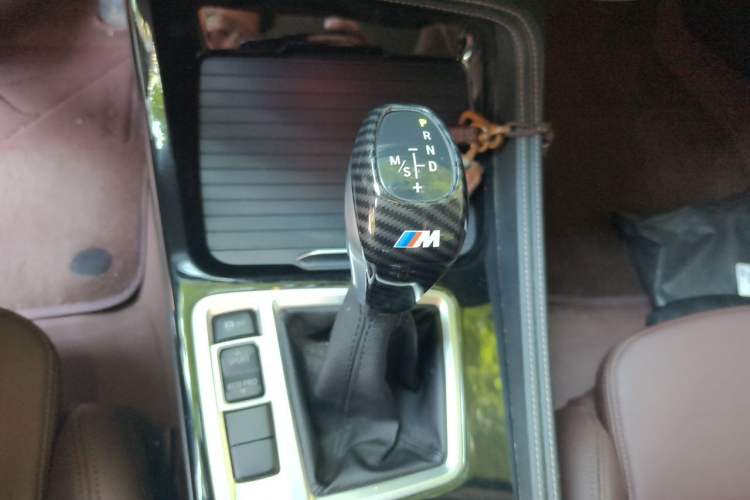 Used BMW 1 Series 2019 120i Leading Model M Sport Package Gear Lever
