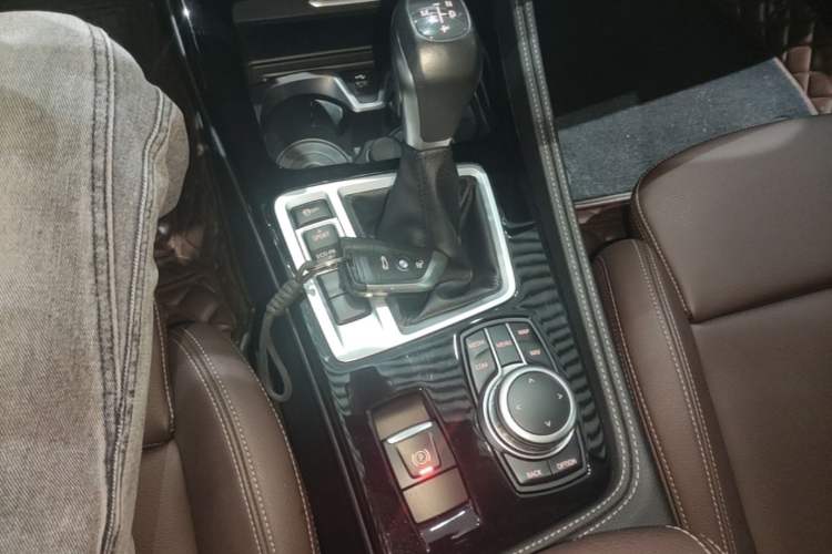 Used BMW 1 Series 2019 118i M Sport Package Gear Lever