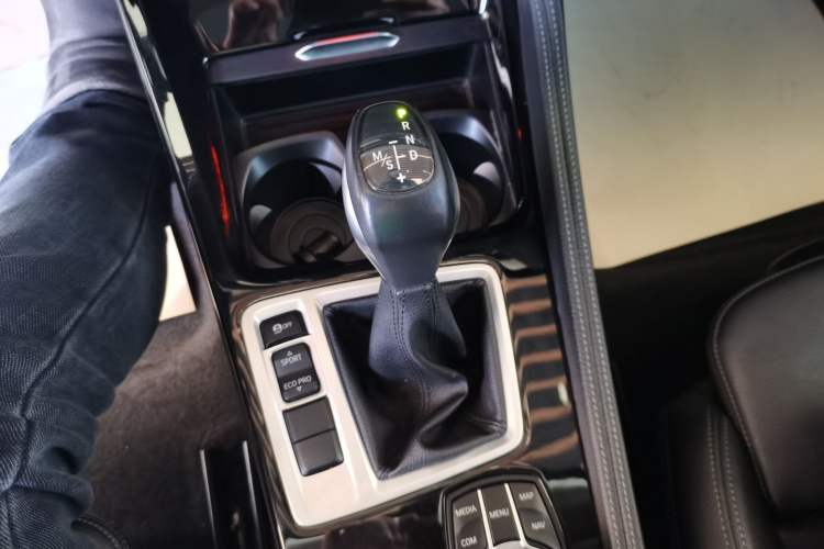 Used BMW 1 Series 2019 118i M Sport Package Gear Lever