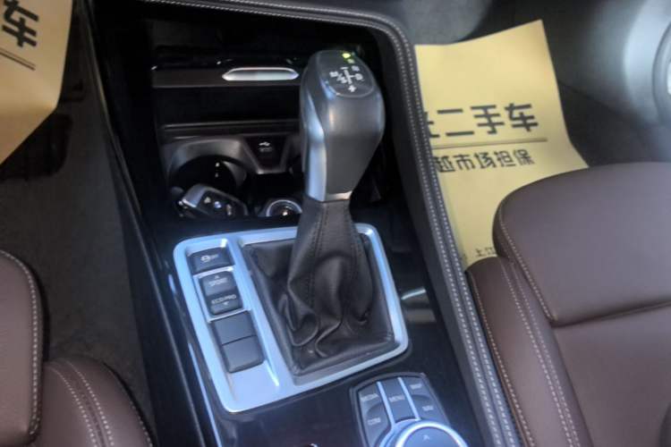 Used BMW 1 Series 2019 118i M Sport Package Gear Lever