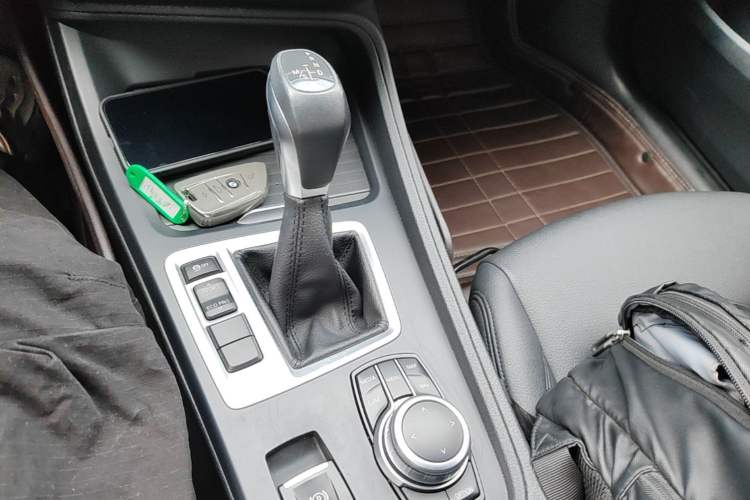 Used BMW 1 Series 2019 118i Fashion Model Gear Lever