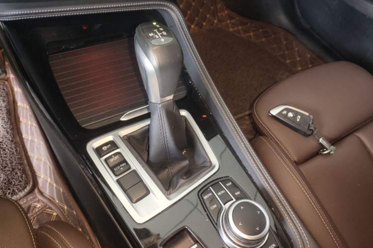 Used BMW 1 Series 2019 118i M Sport Package Gear Lever