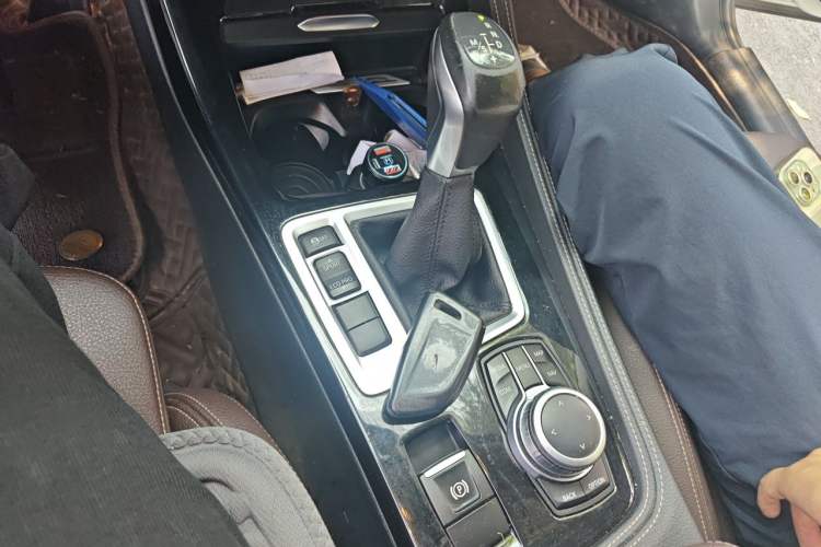 Used BMW 1 Series 2019 118i M Sport Package Gear Lever