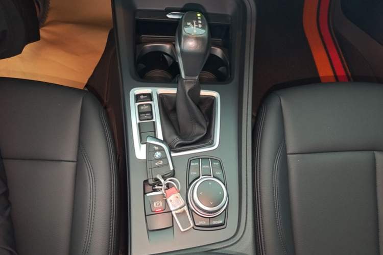 Used BMW 1 Series 2019 118i Fashion Model Gear Lever