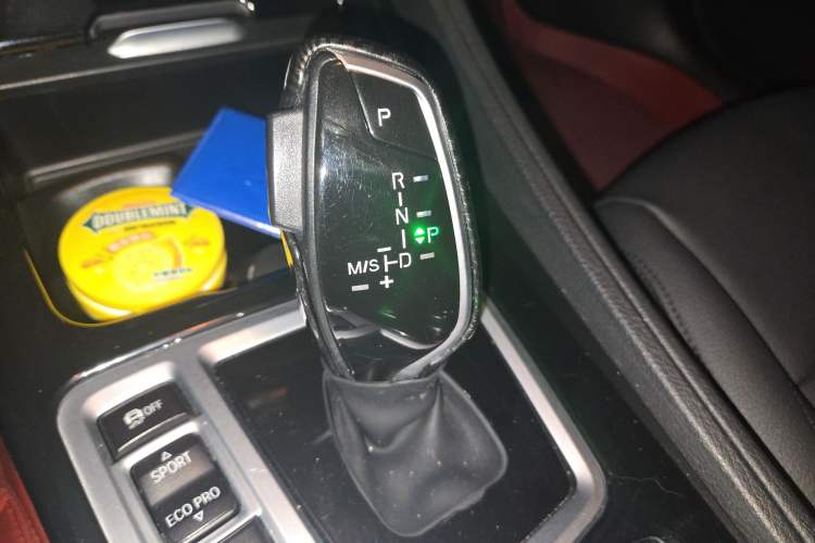 Used BMW 1 Series 2019 118i Fashion Model Gear Lever