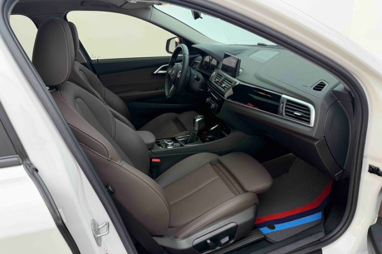 Used BMW 1 Series 2019 118i M Sport Package Interior 10