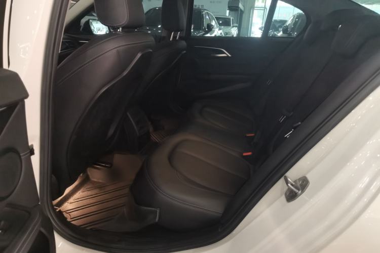 Used BMW 1 Series 2019 118i M Sport Package Interior 2