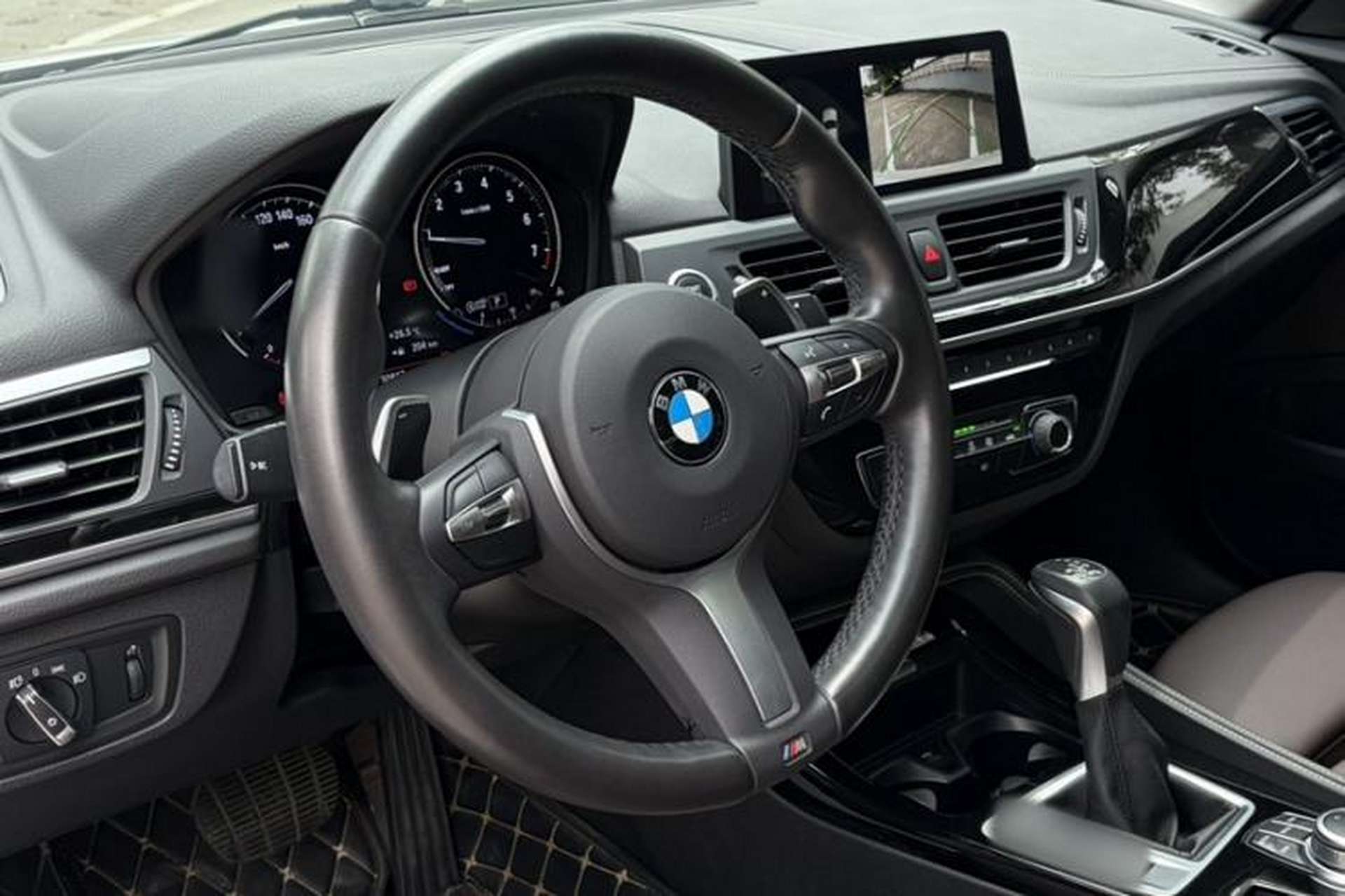 Used BMW 1 Series 2019 120i Leading Model M Sport Package Interior 2
