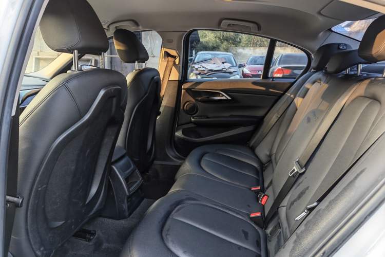Used BMW 1 Series 2019 118i Fashion Model Interior 4