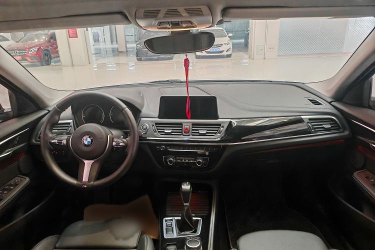 Used BMW 1 Series 2019 118i M Sport Package Interior 5