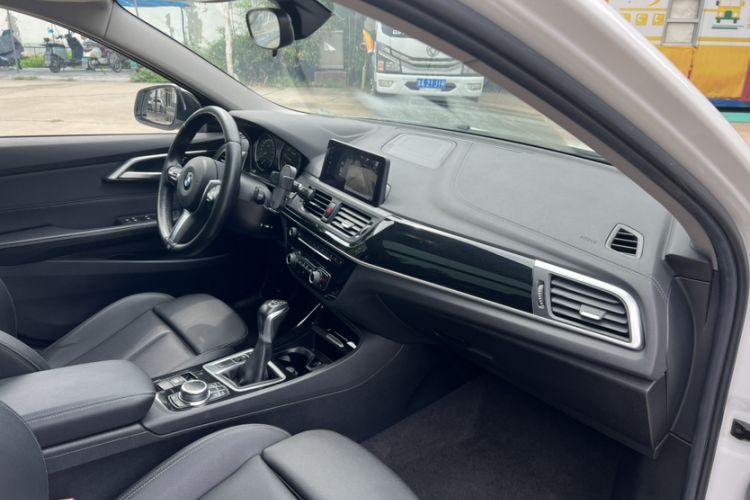 Used BMW 1 Series 2019 118i M Sport Package Interior 7