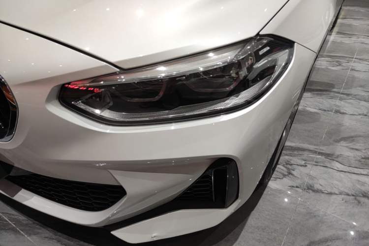 Used BMW 1 Series 2019 118i M Sport Package Left Front Headlight