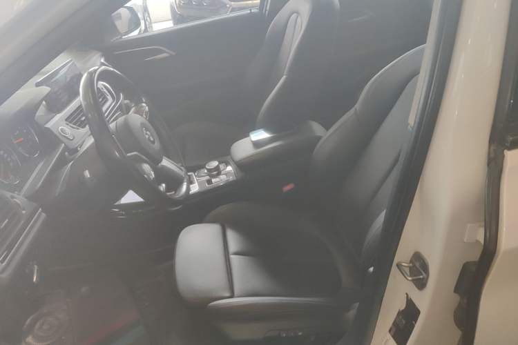 Used BMW 1 Series 2019 118i M Sport Package Left Front Seat