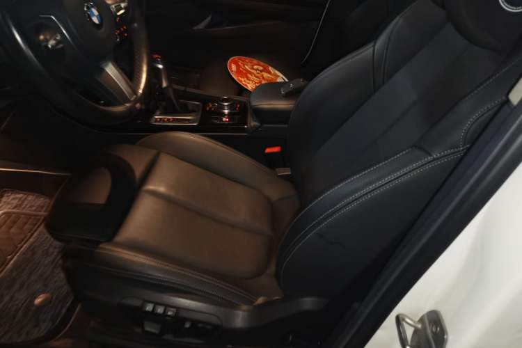 Used BMW 1 Series 2019 118i M Sport Package Left Front Seat