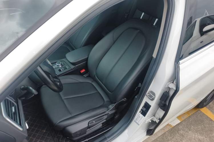 Used BMW 1 Series 2019 118i Fashion Model Left Front Seat