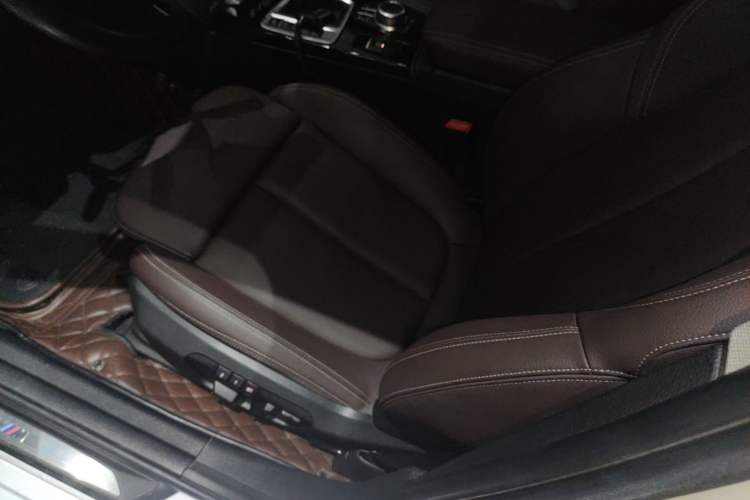 Used BMW 1 Series 2019 118i M Sport Package Left Front Seat