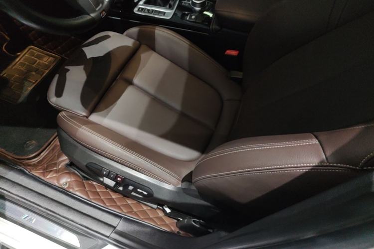 Used BMW 1 Series 2019 118i M Sport Package Left Front Seat