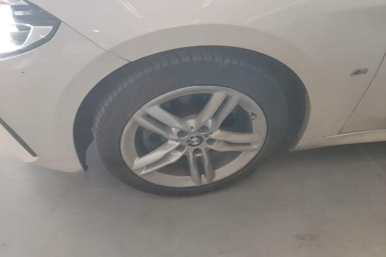 Used BMW 1 Series 2019 118i M Sport Package Left Front Wheel Hub