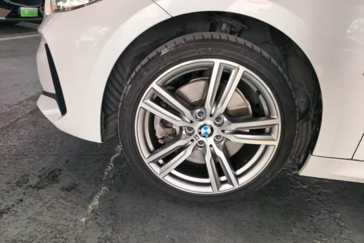 Used BMW 1 Series 2019 120i Leading Model M Sport Package Left Front Wheel Hub