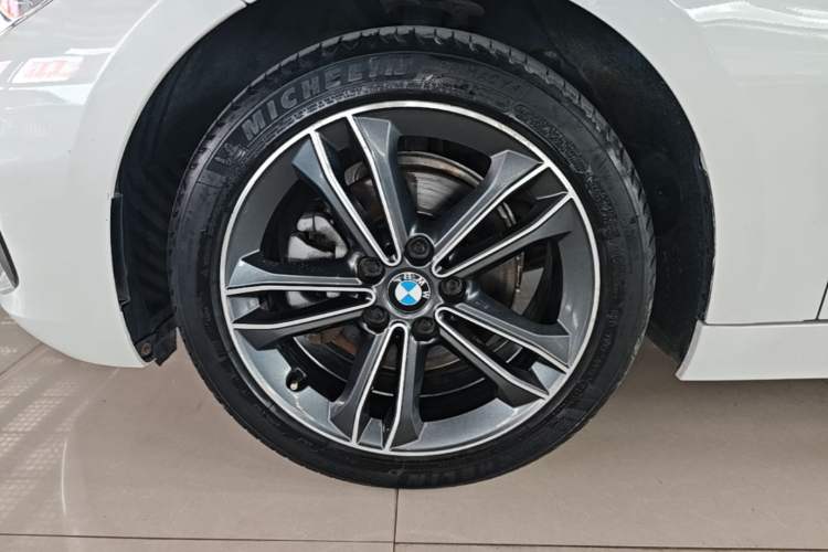 Used BMW 1 Series 2019 118i Fashion Model Left Front Wheel Hub