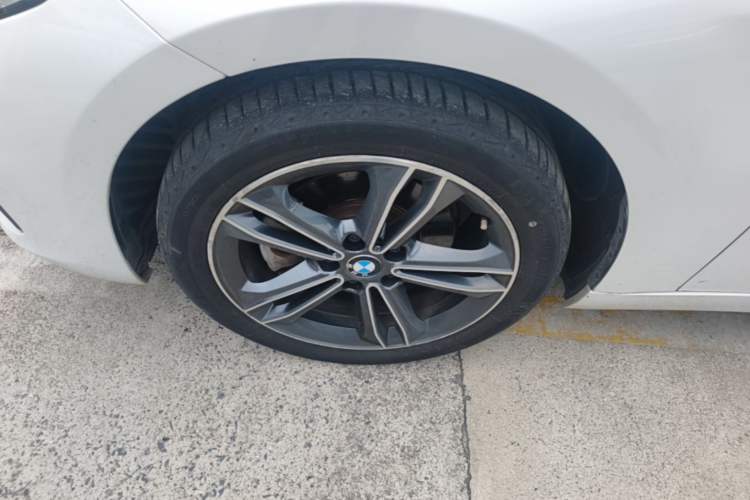 Used BMW 1 Series 2019 118i Fashion Model Left Front Wheel Hub