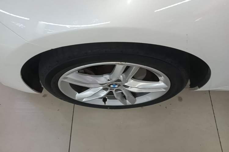 Used BMW 1 Series 2019 118i M Sport Package Left Front Wheel Hub
